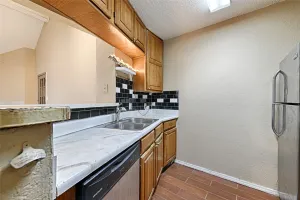 Dallas, TX 75240