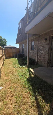 Benbrook, TX 76126