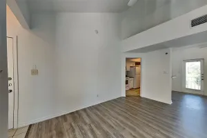 Dallas, TX 75204
