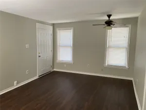 Dallas, TX 75214