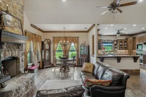 Grand Saline, TX 75140