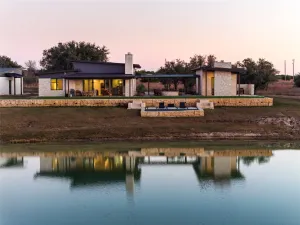 Glen Rose, TX 76690