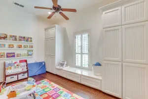 Hudson Oaks, TX 76087