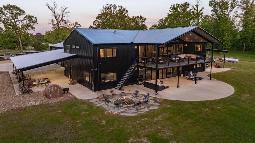 Simms, TX 75574