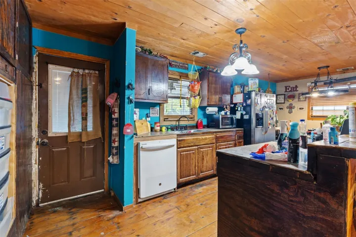 Ravenna, TX 75476