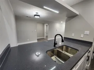 Carrollton, TX 75006