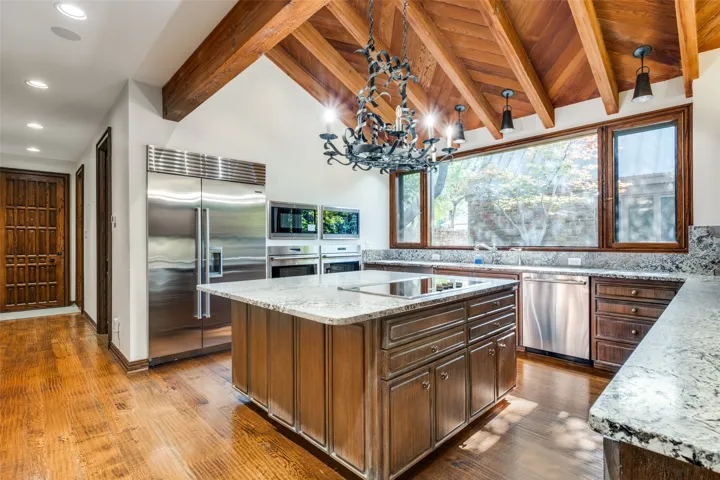 Highland Park, TX 75205