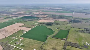 Collinsville, TX 76233
