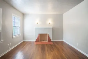 Fort Worth, TX 76110