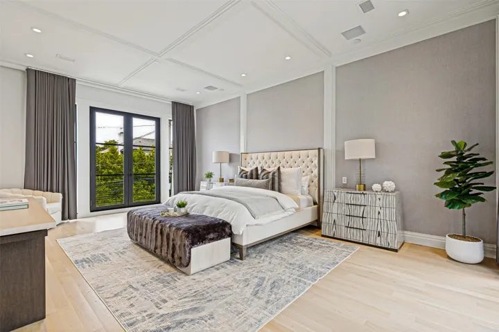 Highland Park, TX 75205