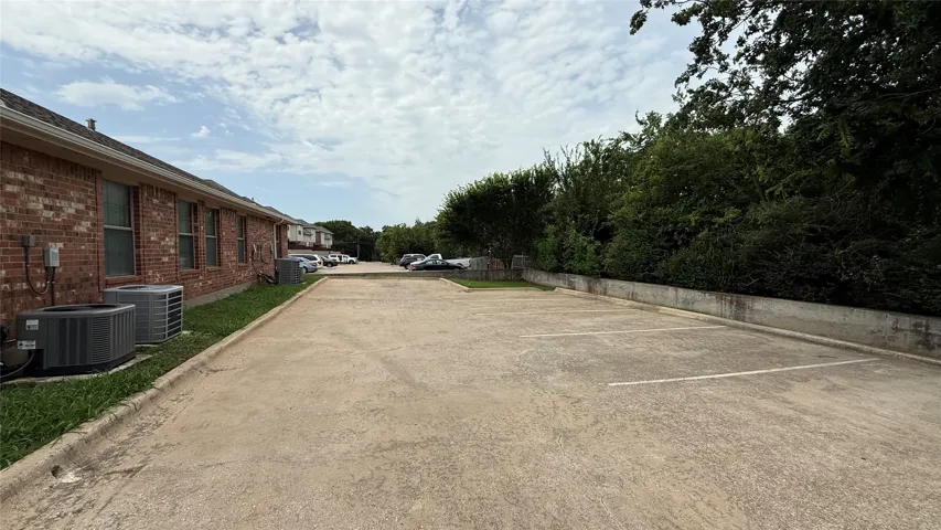 Denton, TX 76201