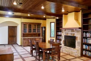 Granbury, TX 76049