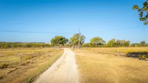 Alvarado, TX 76009