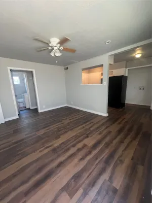 Dallas, TX 75206