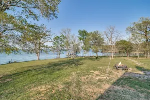 Streetman, TX 75859