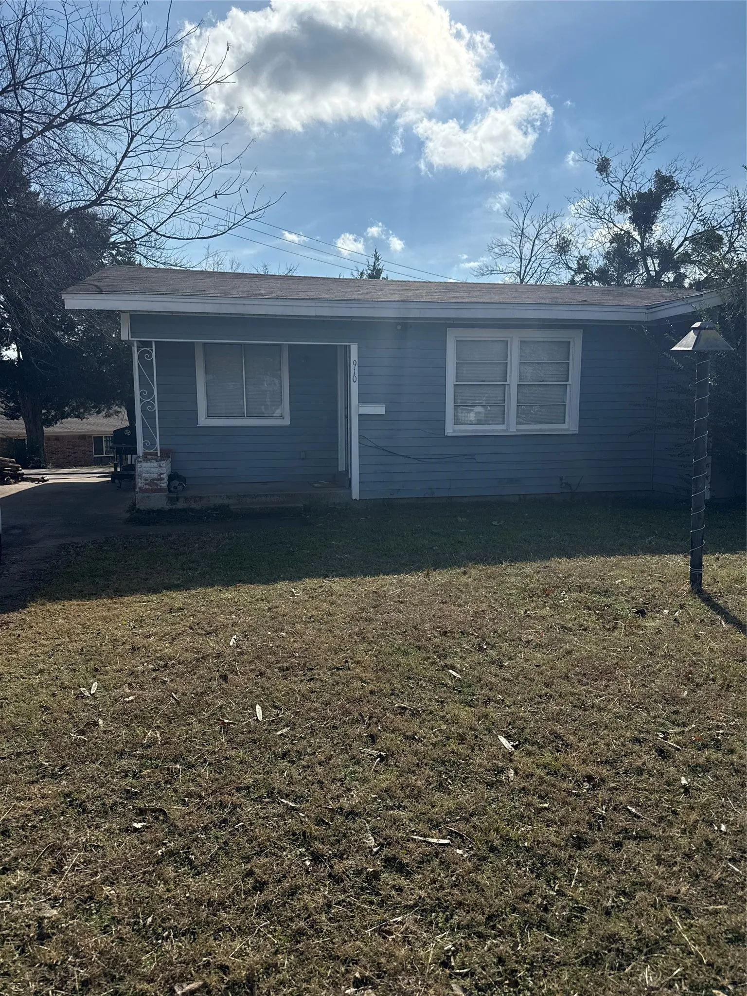 Bowie, TX 76230