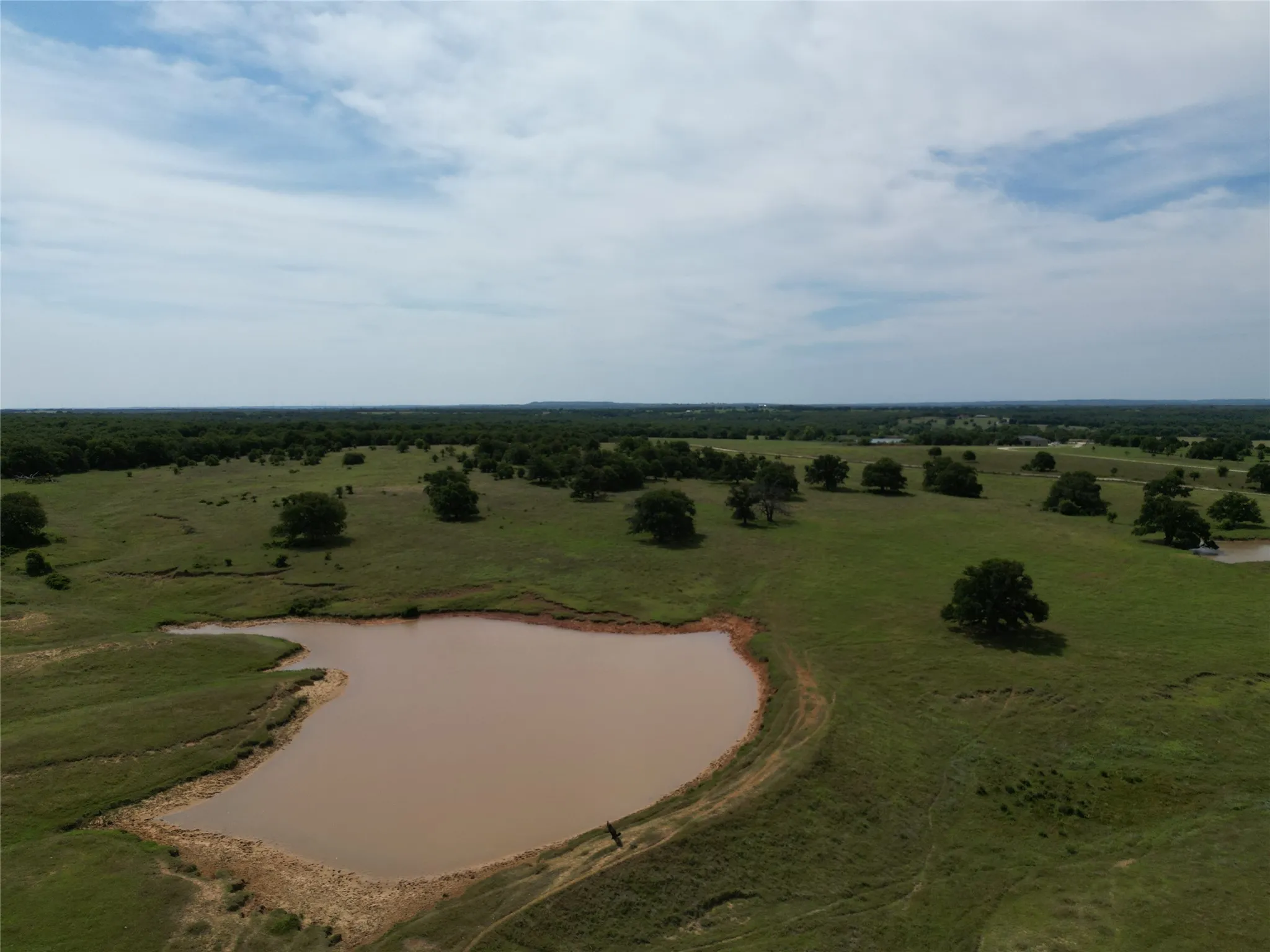 Nocona, TX 76255