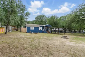 Azle, TX 76020