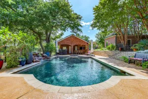Hudson Oaks, TX 76087