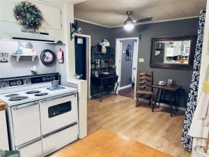 Mineola, TX 75773