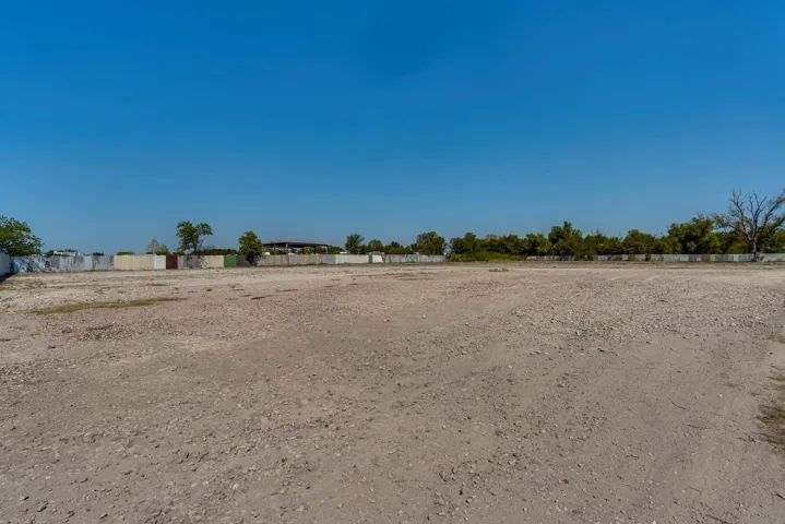 Waxahachie, TX 75165