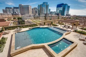 Dallas, TX 75201