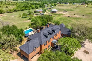 Ennis, TX 75119