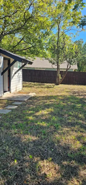 Dallas, TX 75208