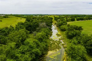 Cleburne, TX 76033