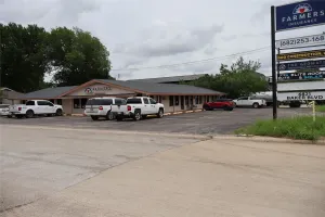 Richland Hills, TX 76118