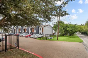 Cedar Hill, TX 75104