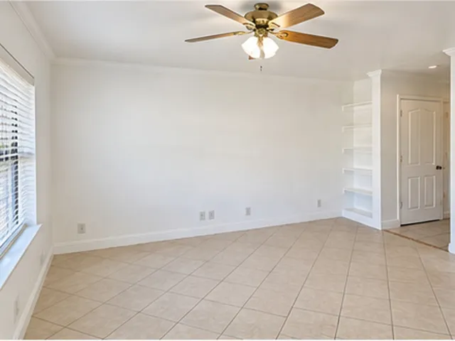 Lago Vista, TX 78645