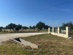 Sonora, TX 76950