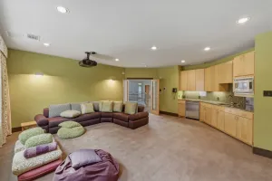 Arlington, TX 76006