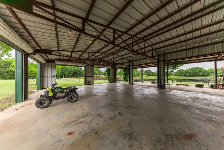 Kerens, TX 75144
