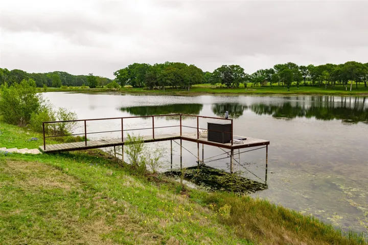 Kerens, TX 75144