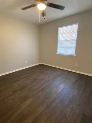 Cleburne, TX 76033