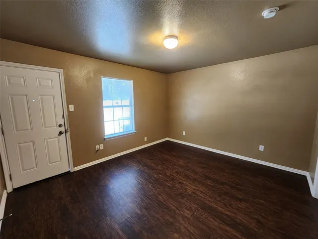 Fort Worth, TX 76111