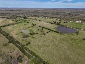 Quinlan, TX 75474