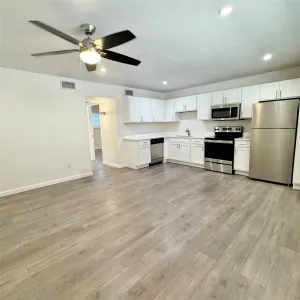 Dallas, TX 75206