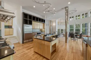 Arlington, TX 76006