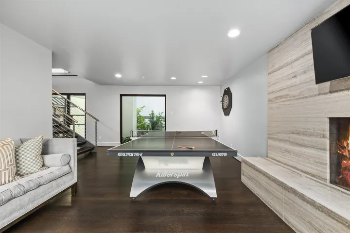 Westover Hills, TX 76107