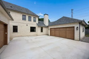 Dallas, TX 75230