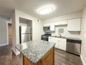 Fort Worth, TX 76107