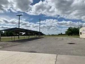 Trenton, TX 75490
