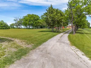 Van Alstyne, TX 75495