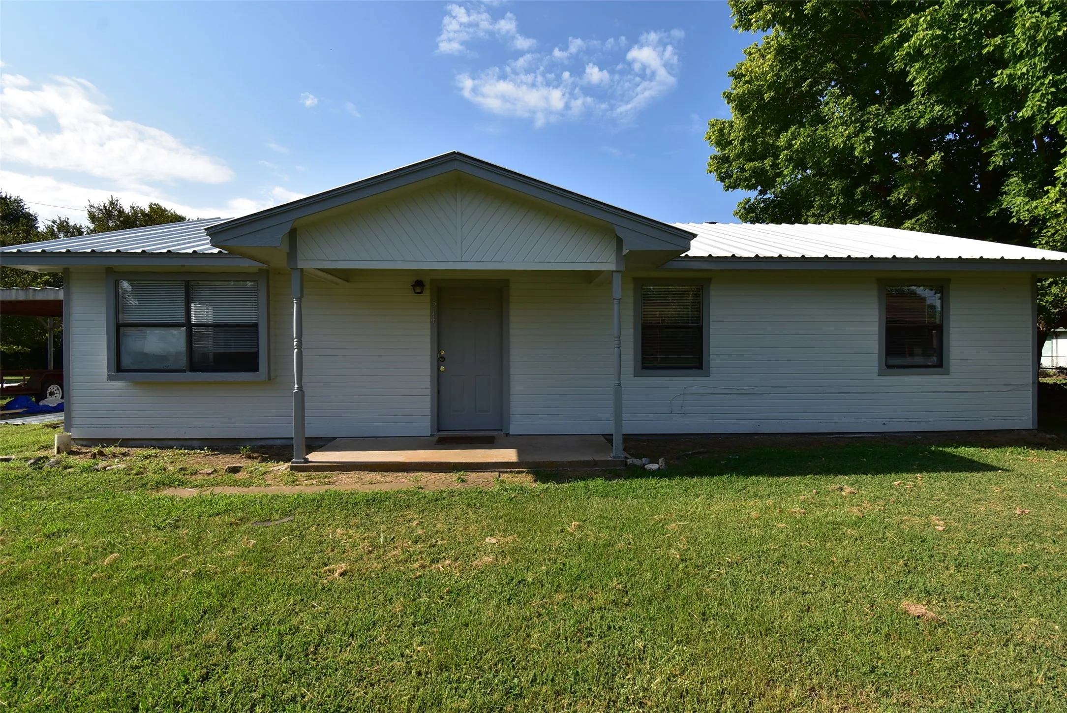 Collinsville, TX 76233