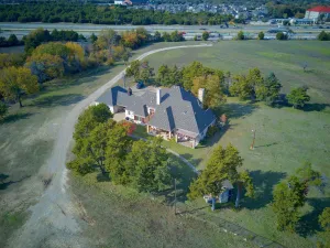Cedar Hill, TX 75104