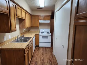 Burleson, TX 76028