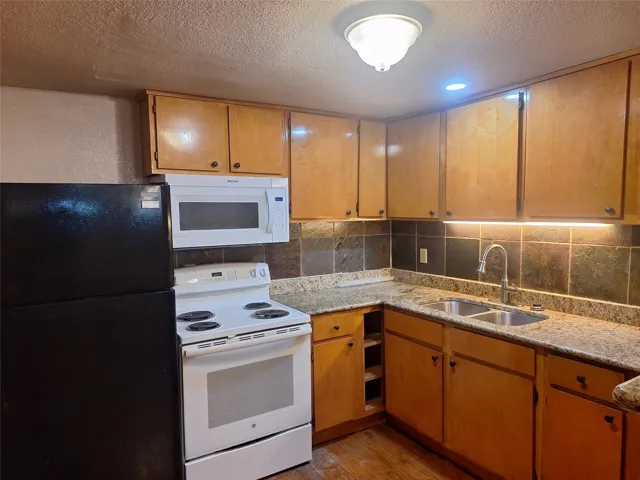 Grapevine, TX 76051